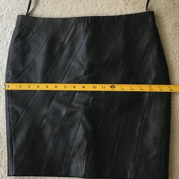 Genuine Lamb Leather Mini Skirt by VILA, Size S-XS, Diagonal Stitch - Picture 6 of 9